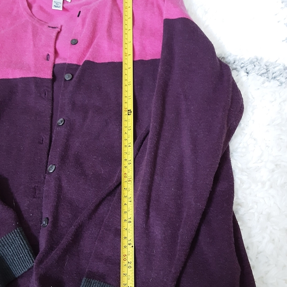 Cardigan - Picture 5 of 8